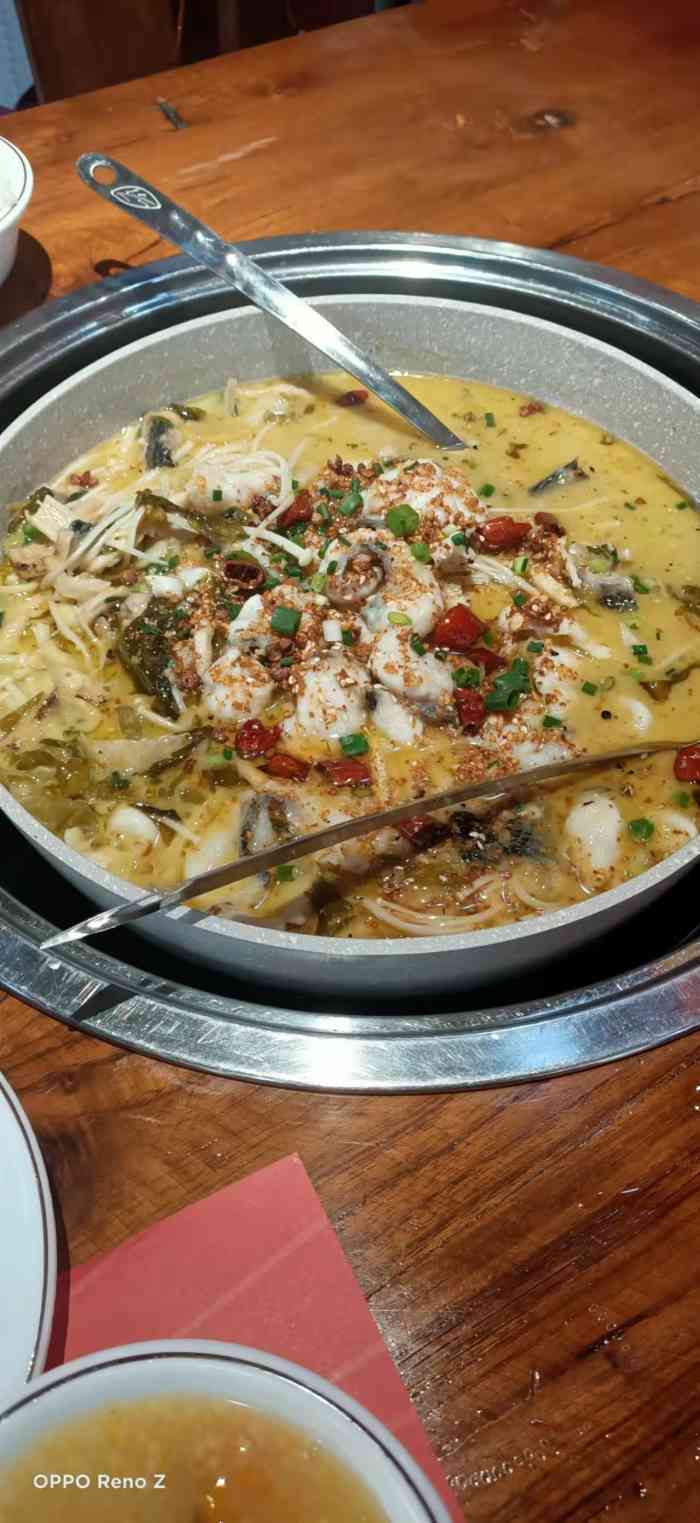 土房子怪味鱼(未来路店)-"这家店从我跟我老公认识,一直到现在,几乎.