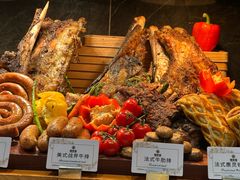 -雍容荟帝王蟹活龙虾展台自助(IFS黑金店)