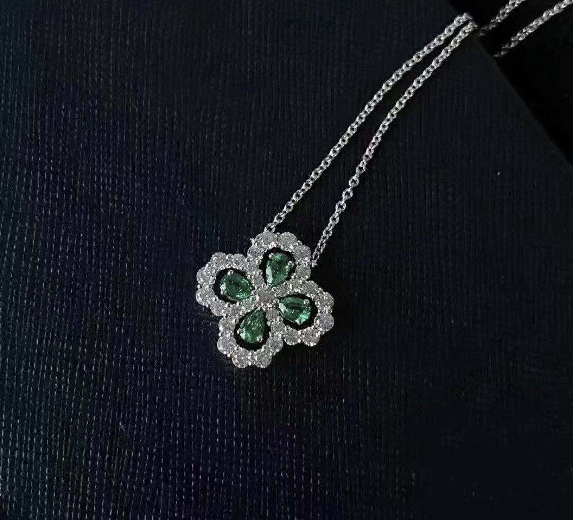 四叶草项链