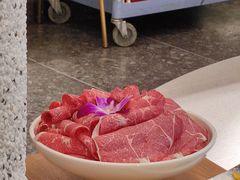 -三人行骨头王火锅(长寿店)