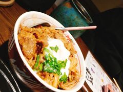 肥牛饭牛丼（樱）-樱宿日式和牛烧肉(五道口店)