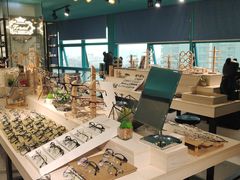-Trend1881视光·蔡司视觉(领展广场店)
