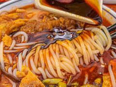 -弘束束柳州深巷螺蛳粉(珠江路店)