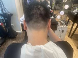 -蓝调造型·烫发·染发