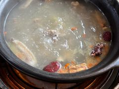 -濠轩阁特色生蚝火锅(水湾路店)