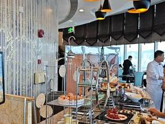 -怡豪大饭店·49楼旋转自助餐厅