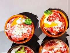 -山川小町·极番烧肉(新地假日广场店)