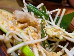 舂柠檬鸡爪-云海肴·汽锅鸡·云南菜(天津国金汇店)