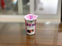 桑葚草莓-扬大康源乳业鲜奶吧(大学北路店)