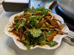 -玲泉黄腊丁生态鱼馆(雪松路店)