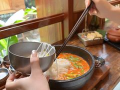 -银米·云南传统过桥米线(双廊黑金冠店)