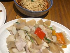 -十三式重庆江湖菜(金茂览秀城店)