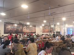 -冶建镜子·老南昌大排档·江西虾王(总店)