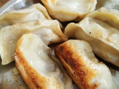 -黄阿姨锅贴大王(万航渡路店)