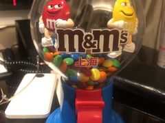 -m豆巧克力世界(上海世茂广场店)