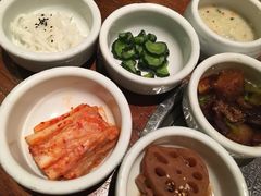 -萨拉伯尔(燕莎友谊商城店)