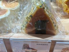 金枪鱼饭团面包-小飞象面包公社(珠江路金鹰店)