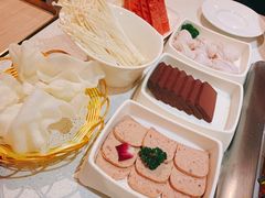 -海底捞火锅(杭州萧山宝龙广场店)