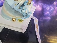 -云朵上的鱼(莘庄店)