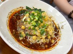 -杨大叔爱面子·四川小吃(岗头店)
