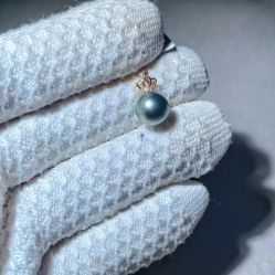 -灵彩珠宝(朗香街店)