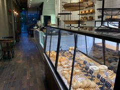 面包甜点陈列柜-81bakery(关山路店)