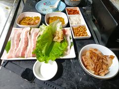 -老东北烤肉(金山店)