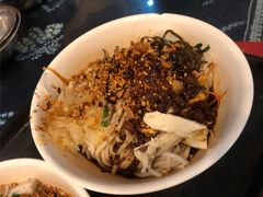 鸡肉米线-建新园过桥米线(宝善街店)