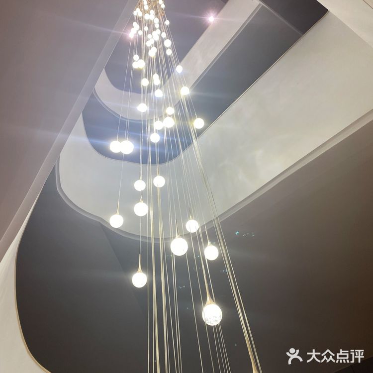 终于来打卡了，出品不错菜品味道都很好