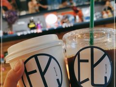 -Be Lived Cafe比例咖啡(摩天轮店)
