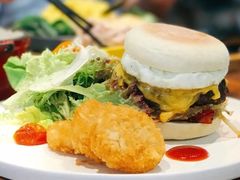 牛肉汉堡-ATLAS COFFEE(雅居乐中心店)