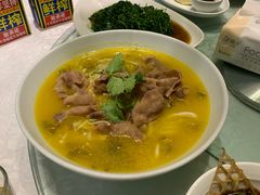 酸汤金针菇肥牛-广玉兰上海菜(德平店)