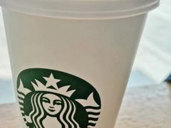 烤巴旦木燕麦拿铁-星巴克(延吉百利城店)