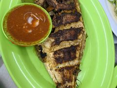 -明记烧鱼美味店