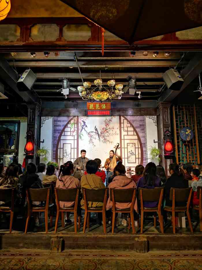 琵琶语评弹茶馆(苏州平江路店)-"冲着吴亮莹和刘国华老师去的,从小就
