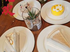 -Fridi Patisserie Cafe