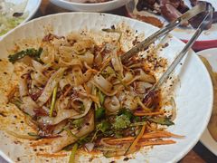 -老鼎万春卤菜(五代传承创始老店)