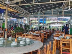 大堂-四川小胡子海鲜(丁村万人海鲜广场店)