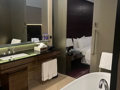 -广州天河希尔顿酒店