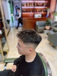 -尼特斯男士发型馆