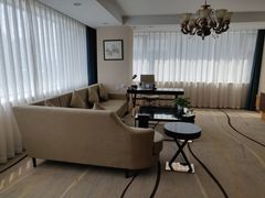 -海创大连科技交流中心(海事大学地铁站店)