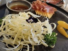 -泓0871臻选云南菜·味庄