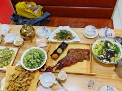 秘制烤羊腿-老舅老蒙肉饼非遗店(一店)