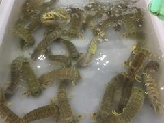 -拉威海鲜市场
