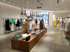 -URBAN REVIVO(西安Momopark店)