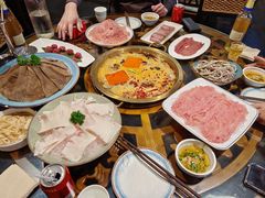 -小天鹅火锅·一线江景洪鼎旗舰店(洪崖洞店)