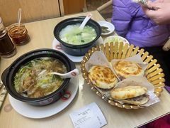 -闫家驴肉老店(华电一校店)