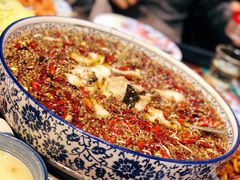 府外飘香沸腾鱼-娄三少·老北京春饼烤鸭家常菜(方庄店)
