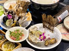 -牛牛和牛海鲜粥底火锅(长虹国际城店)