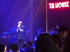 -TZ House音乐现场(来福士中心店)